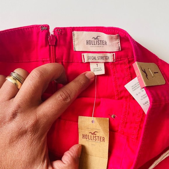 Hollister High Waist Shorts - Picture 6 of 6